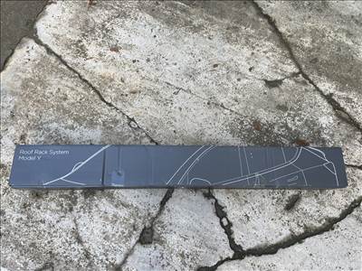 Tesla Model Y csomagtartó Model Y Roof Rack System gyári Model Y csomagtartó bérlés is