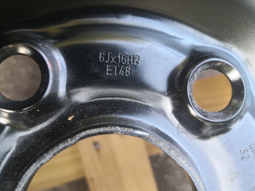 Skoda Seat Volkswagen Audi 16-os új pótkerék   2. kép