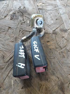 Volkswagen Golf V Hátsó Biztonsági Öv Csatlakozó 1K0 857 739 D