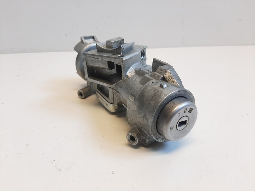 Ford Mondeo (MK4) zárgarnitúra 2. kép