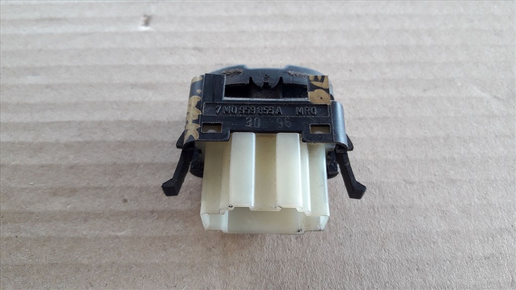 Volkswagen Sharan I Elsõ Ablakemelõ Kapcsoló 7M0 959 855 A 2. kép