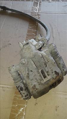 Volkswagen Transporter T4 96-03 Bal Hátsó Féknyereg