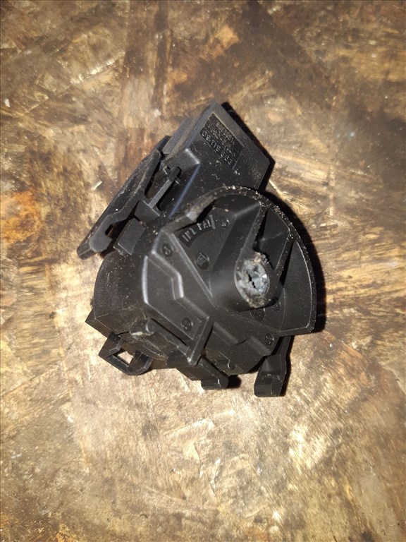 Opel Corsa C Elektromos Gyújtáskapcsoló Betét 09 115 863 2. kép