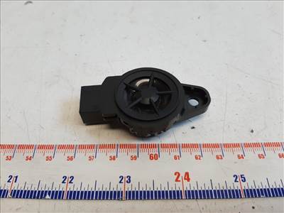 Nissan Leaf (ZE1) jobb első hangszóró 281E13NA0A