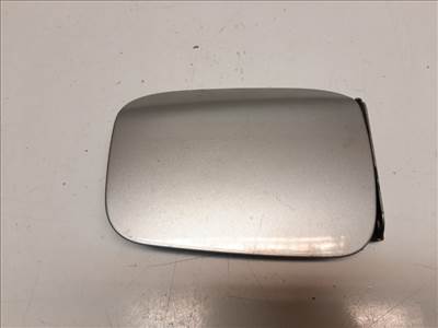 Nissan Micra (K12) tankajtó