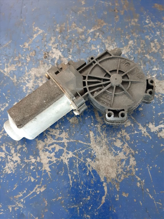 Renault Megane II Jobb Elsõ Ablakemelõ Motor 2. kép