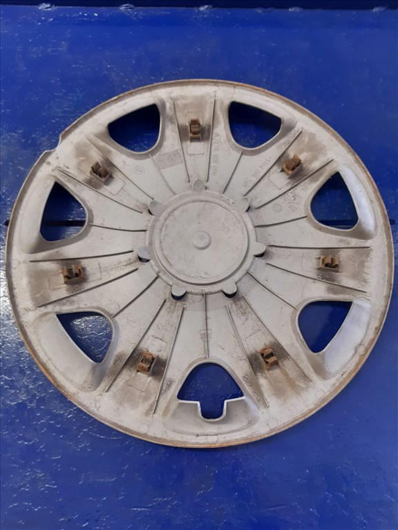 Volkswagen Polo 9N Dísztárcsa 6Q0 601 147 M 1. kép