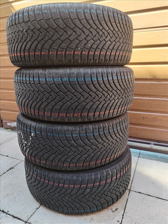  225/5017" újszerű Falken téli gumi garnitura defektűrős 1. kép