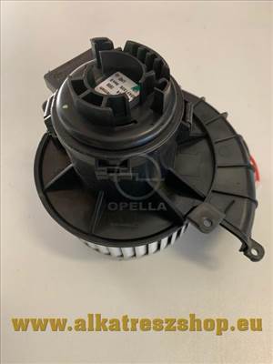 OPEL Astra H Fütőmotor 