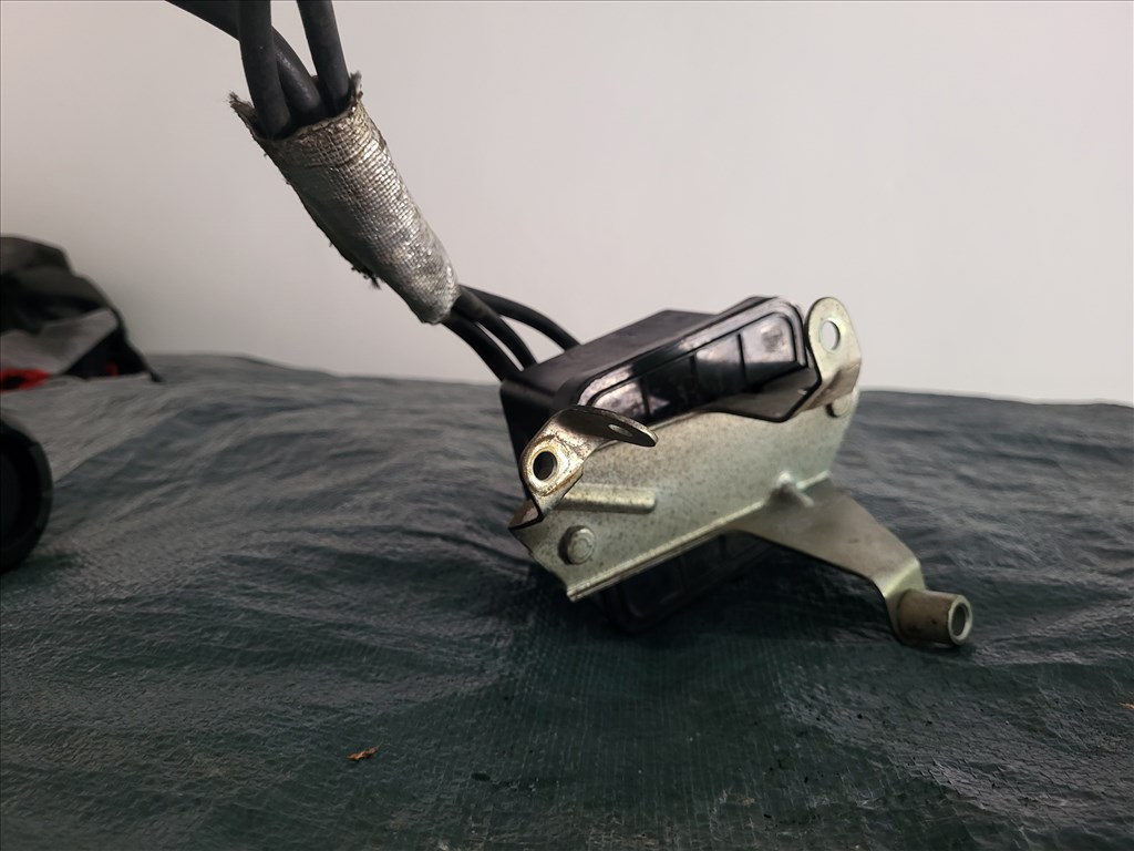 Fiat Bravo 2 1.9 Mjtd 8v vákum  tartály  1. kép