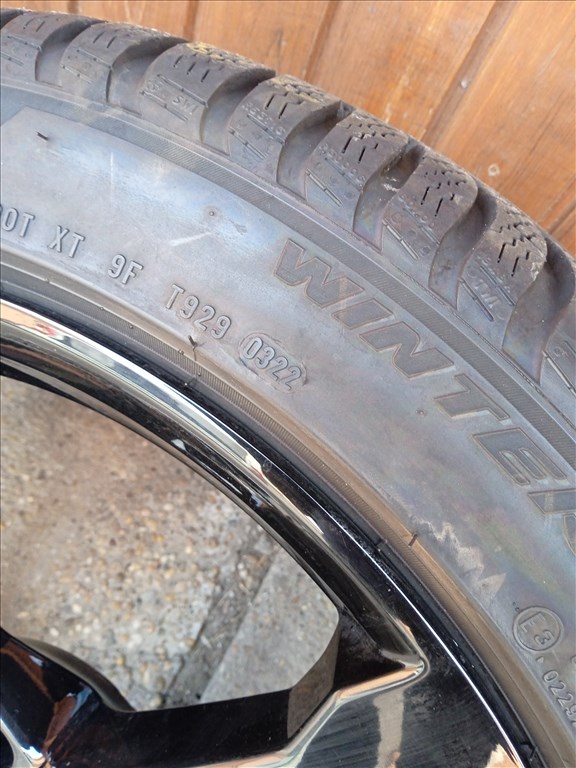 gyári 20 collos AUDI A8 D5 alufelnik téligumikkal 6. kép