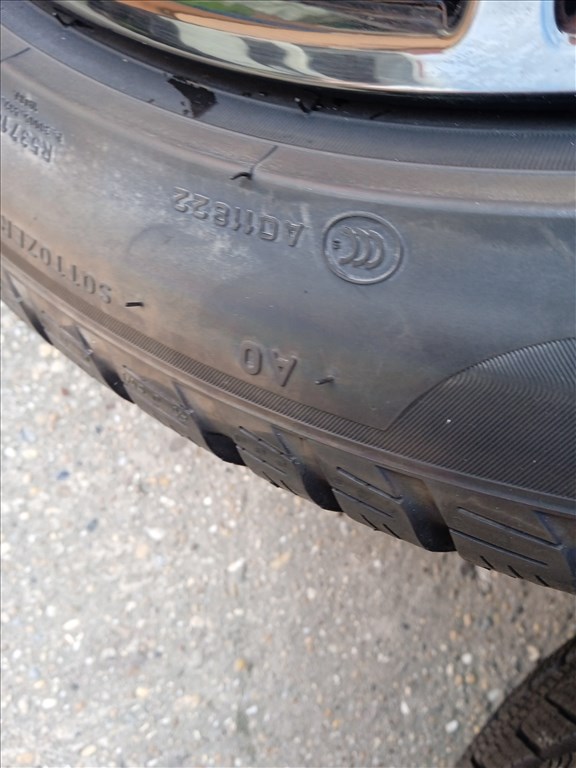 gyári 20 collos AUDI A8 D5 alufelnik téligumikkal 7. kép