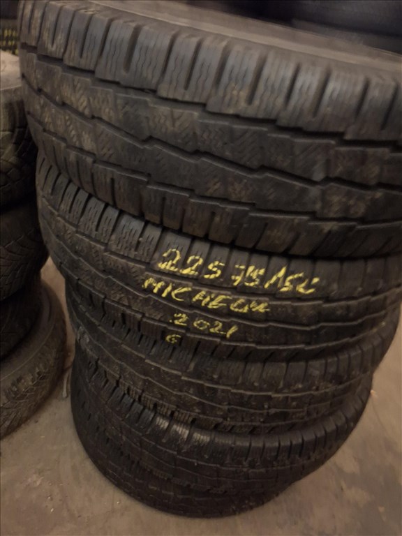  225/75/16" C Michelin téli gumi  2. kép
