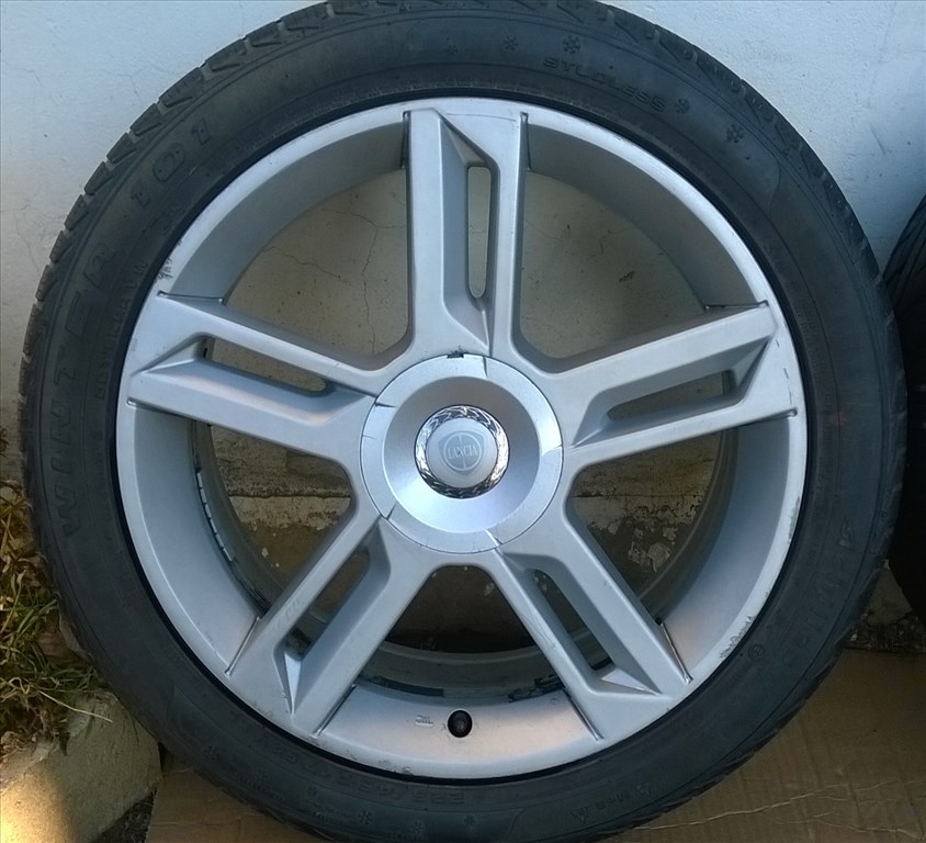Eladó 4db 17-es 4x98-as Fiat-Lancia alufelni 225/45R17 Hankook-Achiles téli gumival 2. kép