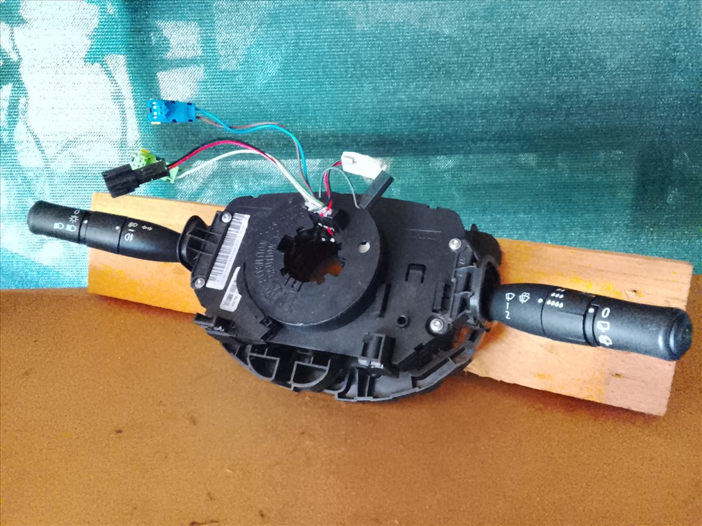 Renault Mégane II légzsák átvezető  8200216465 1. kép