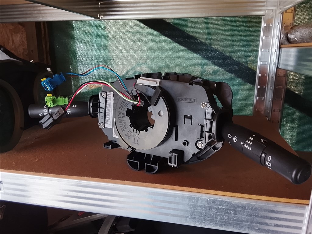 Renault Mégane II légzsák átvezető  8200216465 4. kép