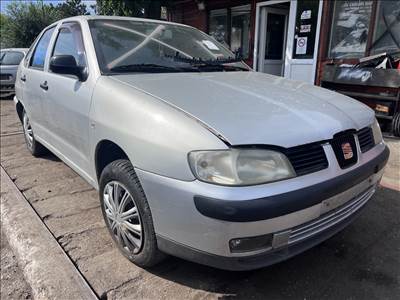 Seat Cordoba I 1.4i bontott alkatrészei