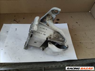 Renault Trafic II Generation L1H1 2.0 dCi 115 Csomagtérajtó jobb zsanér 527428a