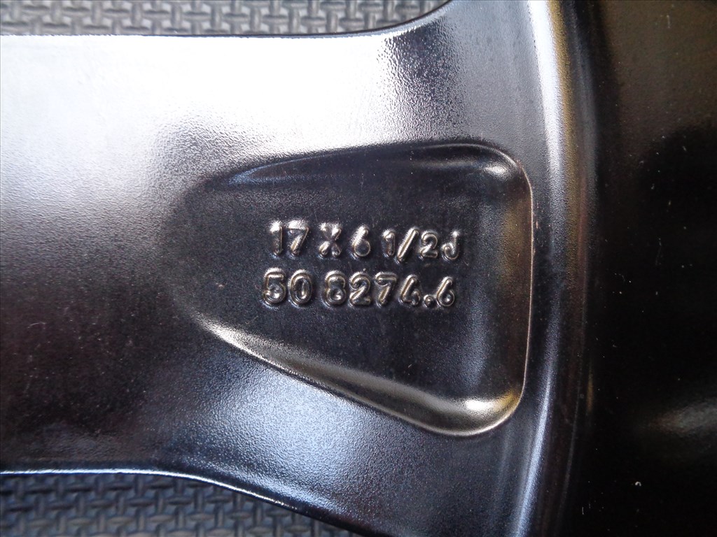 Nissan gyári alufelni 17-es, 4×100-as osztó, szenzorral újszerű állapotban eladó. 8. kép