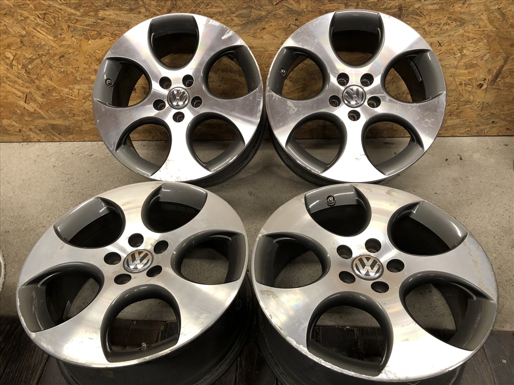 18 colos gyári VW Golf GTI alufelni 18 col 5x112 1. kép