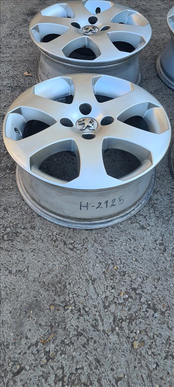  4x108 lyukosztású 16" újszerű (gyári felni) Peugeot alufelni 3. kép