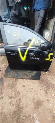 Mitsubishi Lancer VIII Jobb első ajtó 