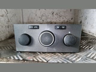 Opel Zafira B Fűtéskapcsoló (Nem klímás) *127215* 901512400003 1. kép