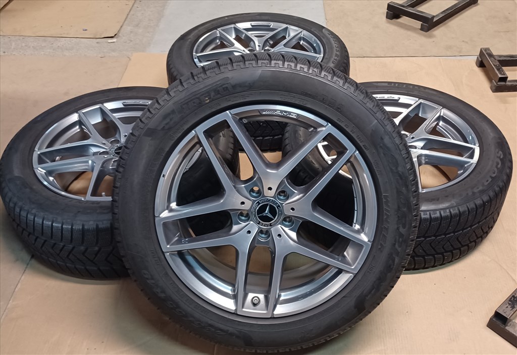 Mercedes W253 AMG GLC 5x112 8x19 235/55 R19 téli gumikkal 4db 2. kép
