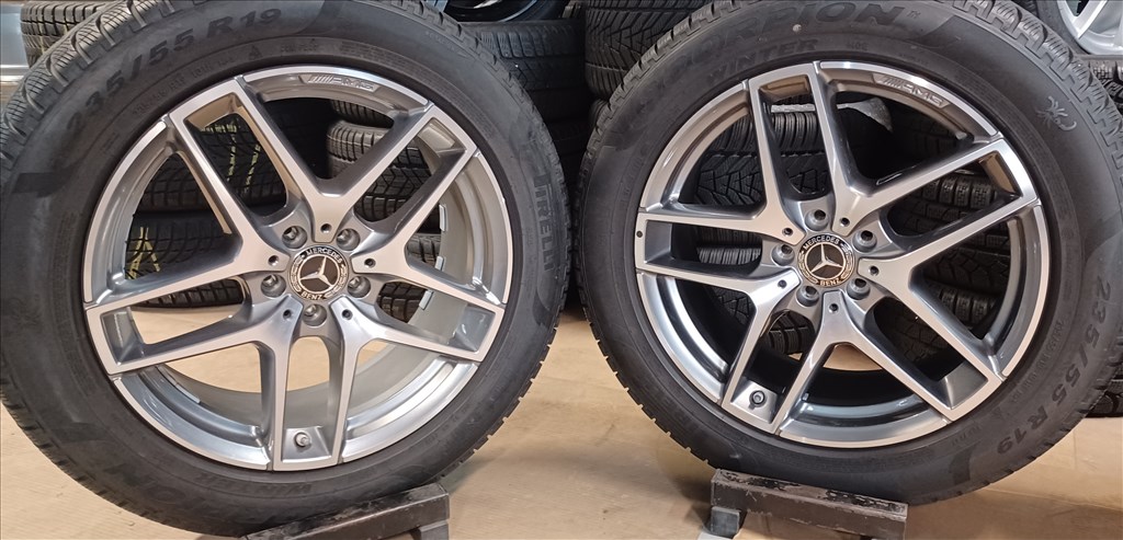 Mercedes W253 AMG GLC 5x112 8x19 235/55 R19 téli gumikkal 4db 4. kép