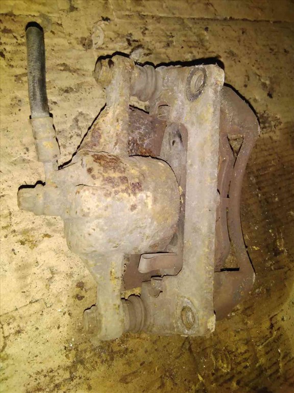 Suzuki Wagon R 98-10 Jobb Elsõ Féknyereg 2. kép