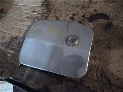 Mazda B2500 Tankajtó