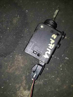 Opel Zafira A Központizár Motor 90 589 918