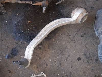 Audi A4 B5 Bal Első Lengőkar 4D0407695J