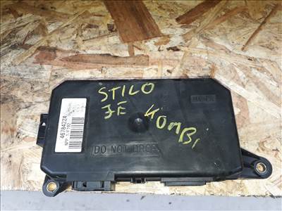 Fiat Stilo Jobb Ajtó Vezérlő 46784224