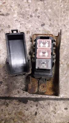 Suzuki Vitara Biztosítéktábla / Relé Tábla