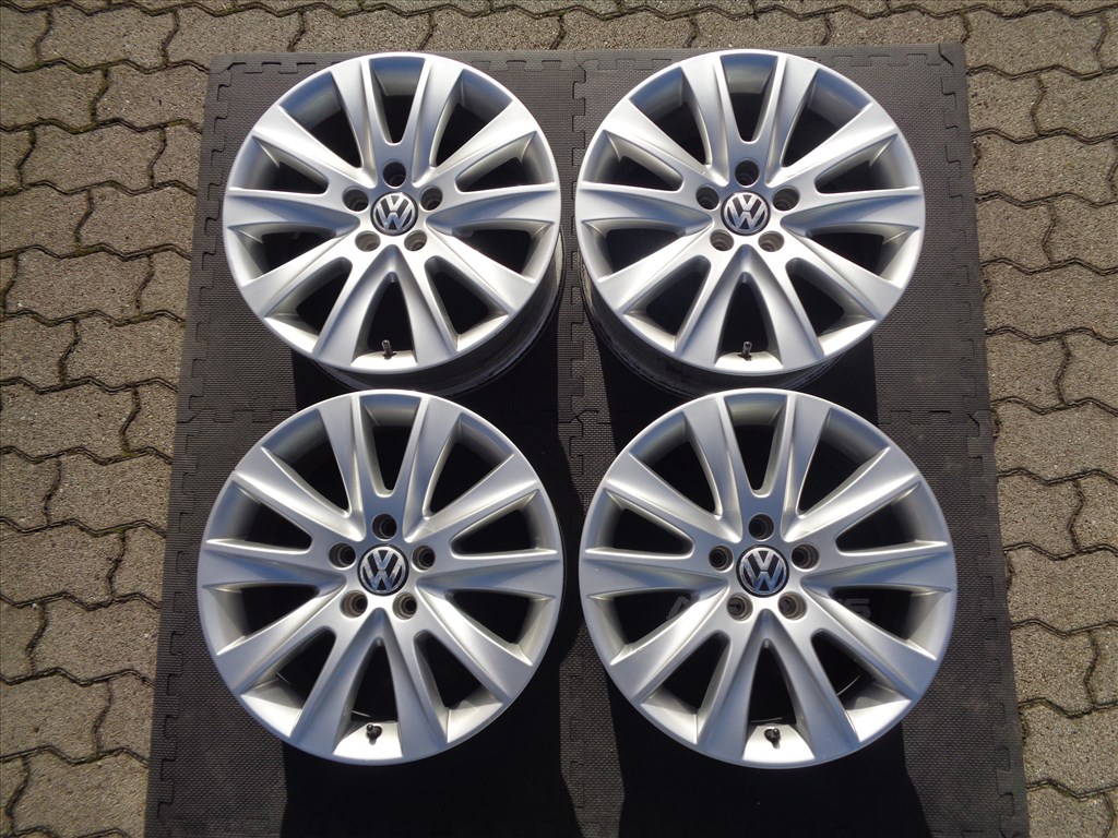 VW gyári alufelni 17-es, 5×112-es osztóval szép állapotban eladó. 1. kép