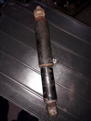 Opel Campo Első Lengéscsillapító