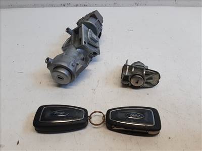 Ford Focus  zárgarnitúra motorvezérlő nélkül