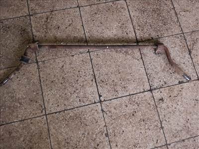 Lada Niva Első Kanyarstabilizátor Rúd