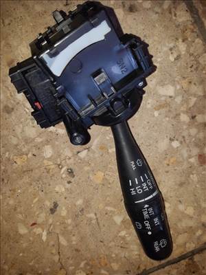 Suzuki Swift III 04-10 Ablaktörlő Kapcsoló