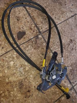 Renault Trafic Jobb Tolóajtó Zárszerkezet 8200004828--B