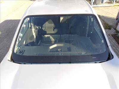 Nissan Navara első szélvédő