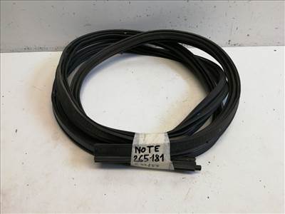 Nissan Note (E11) csomagtérajtó kéder gumi