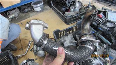 Opel Zafira C Tourer 2013 2.0D A20DTH EGR cső