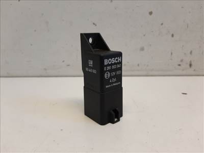 Opel Antara  izzítórelé 96440063 0281003041