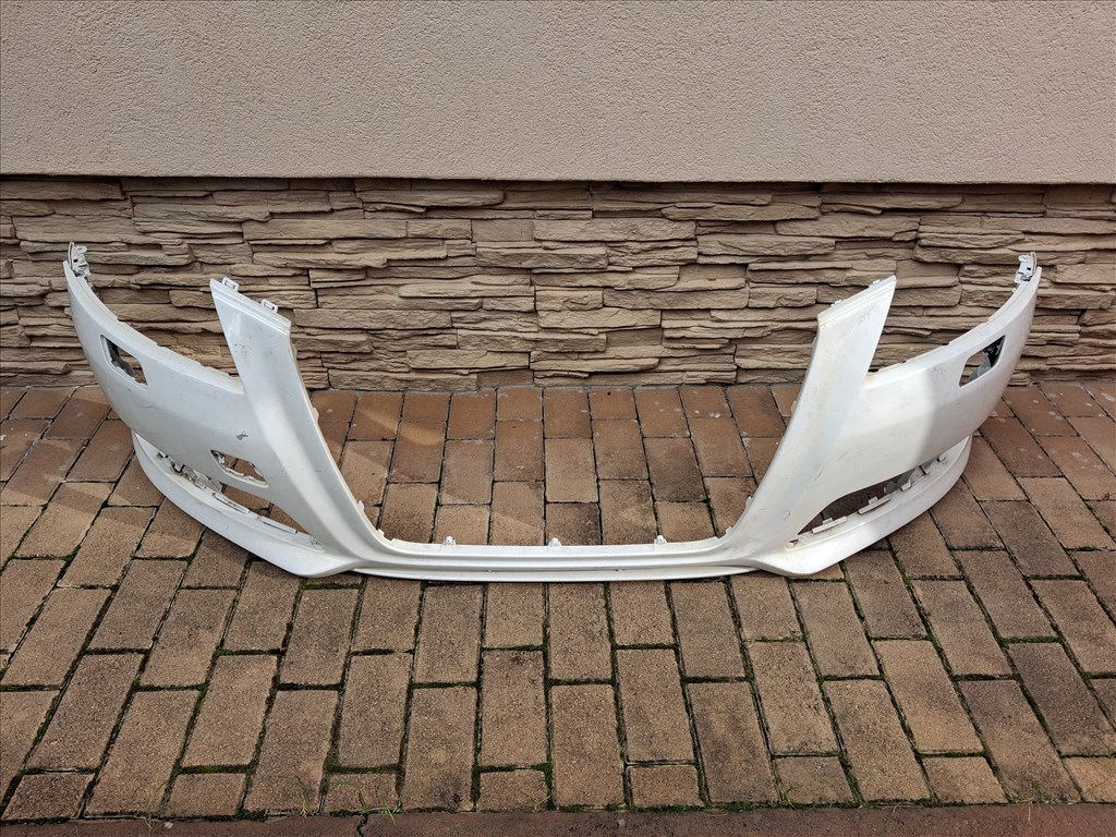 Audi A 3 p8 2011 faceliftes első lökhárító  2. kép