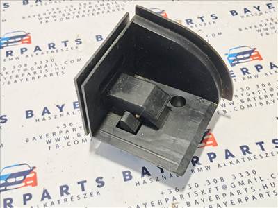 BMW E46 E39 E61 E83 X3 touring csomagtér rolós roló kalaptartó jobb hátsó tartó rögzítő konzol