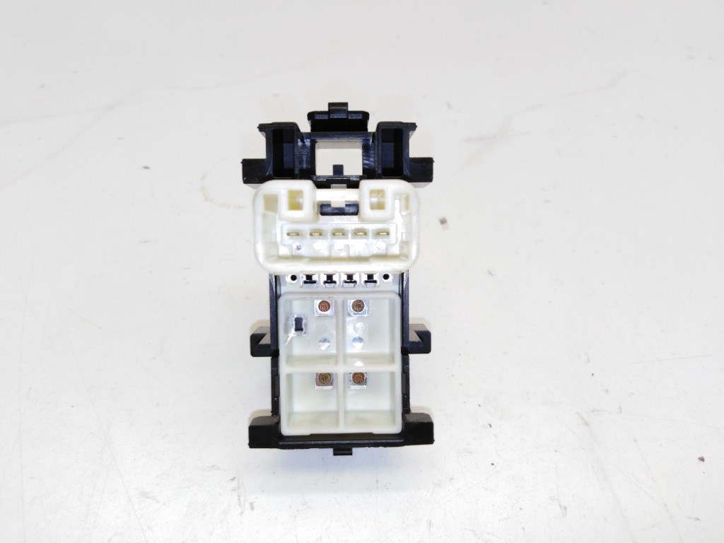 Toyota Auris (E150) jobb hátsó ablakemelõ kapcsoló 4. kép