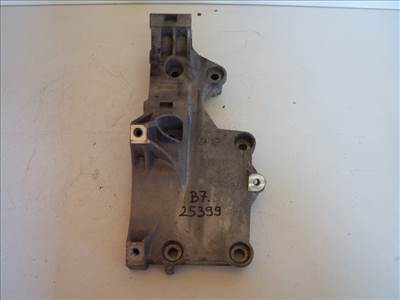 Volkswagen Passat VII (3C) generátortartóbak 03G903143A