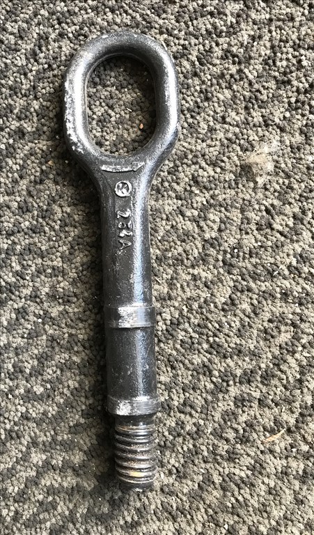 VW GOLF V_LEON 1P_OCTAVIA II - vonószem 1t0805615a 1. kép